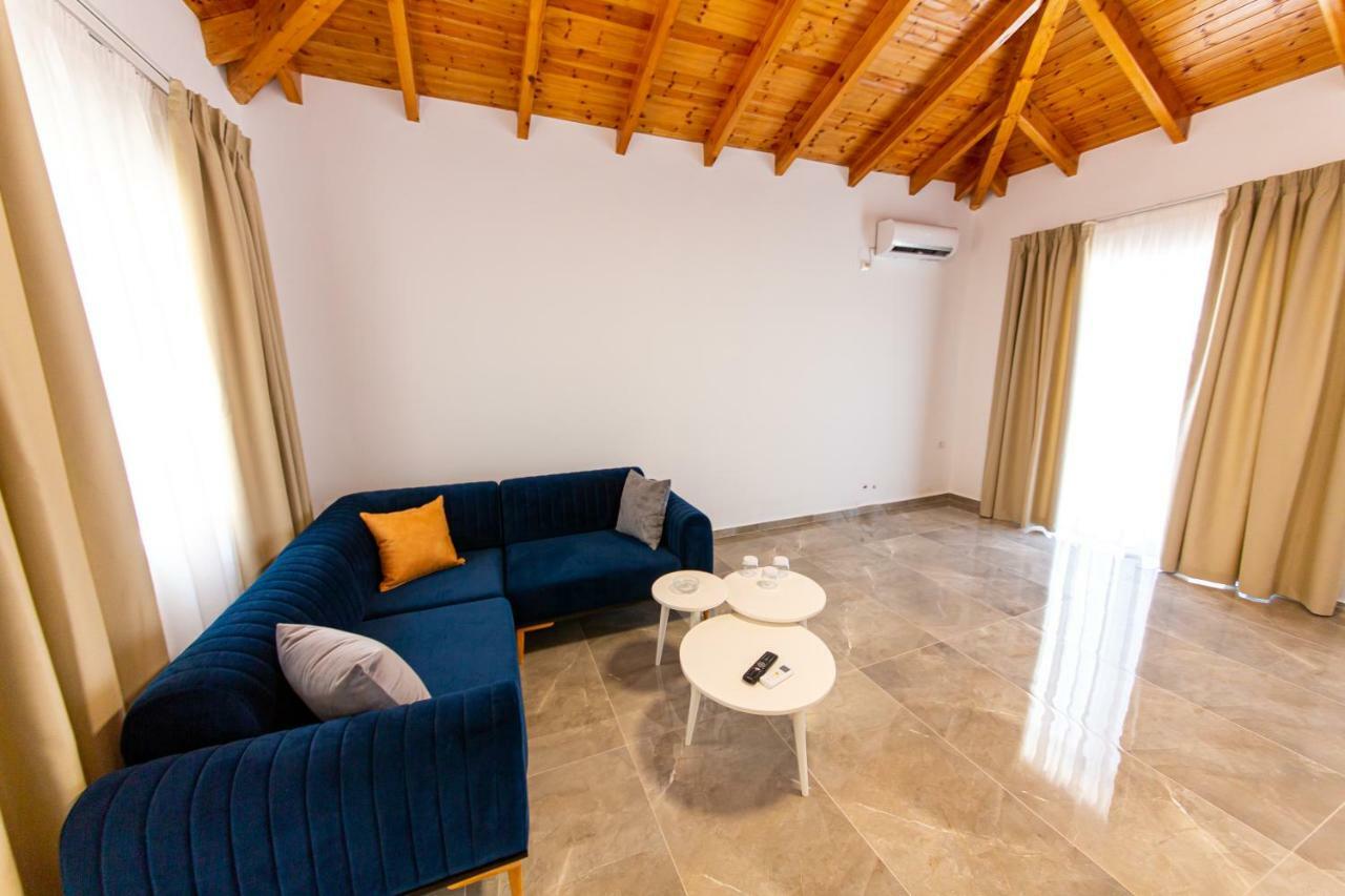 Santa Oliva Suites Ксамил Екстериор снимка