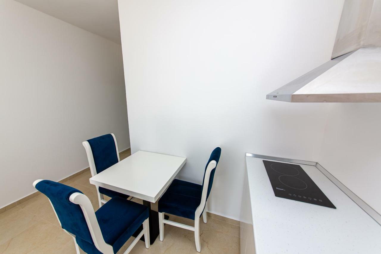 Santa Oliva Suites Ксамил Екстериор снимка
