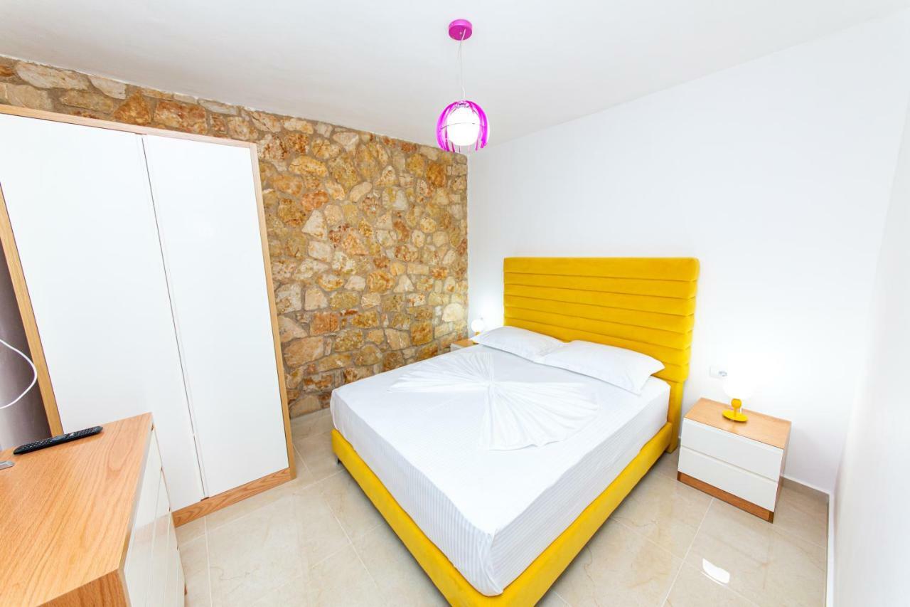 Santa Oliva Suites Ксамил Екстериор снимка