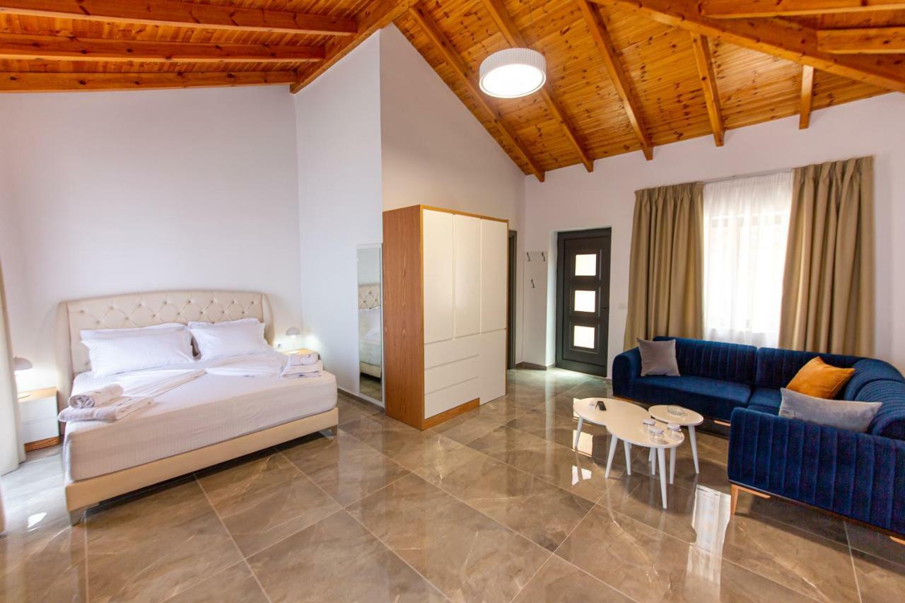 Santa Oliva Suites Ксамил Екстериор снимка