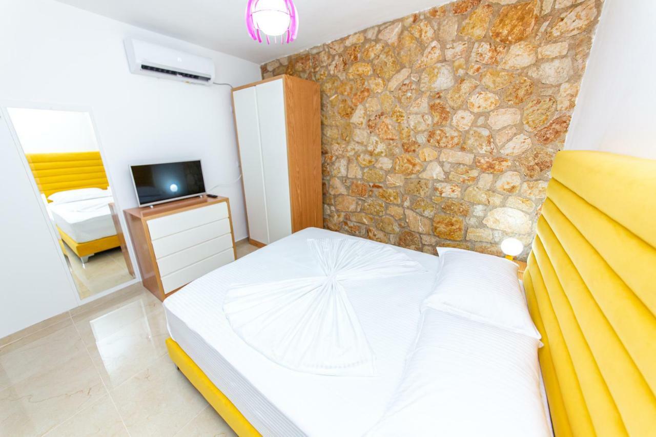 Santa Oliva Suites Ксамил Екстериор снимка